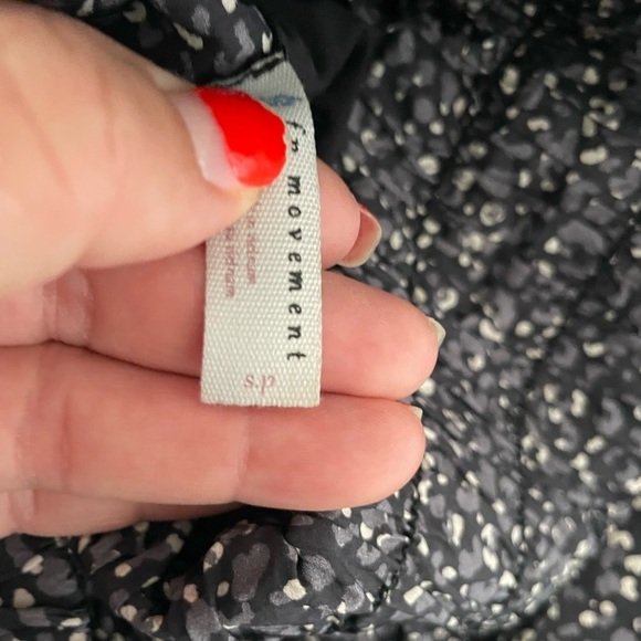 Free people movement cheetah print workout shorts - Picture 7 of 10